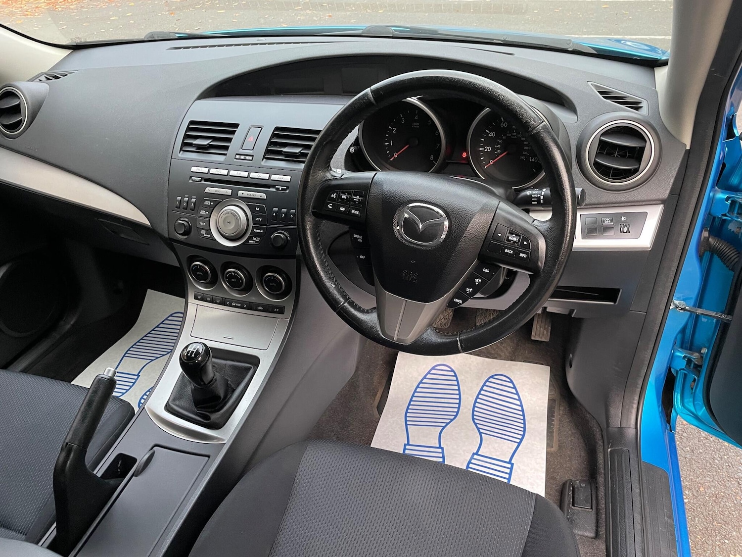 Used Mazda Mazda3 2010 for sale - 76283058: Photo 17