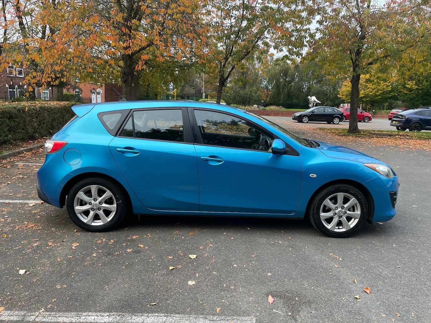 Used Mazda Mazda3 2010 for sale - 76283058: Photo 7