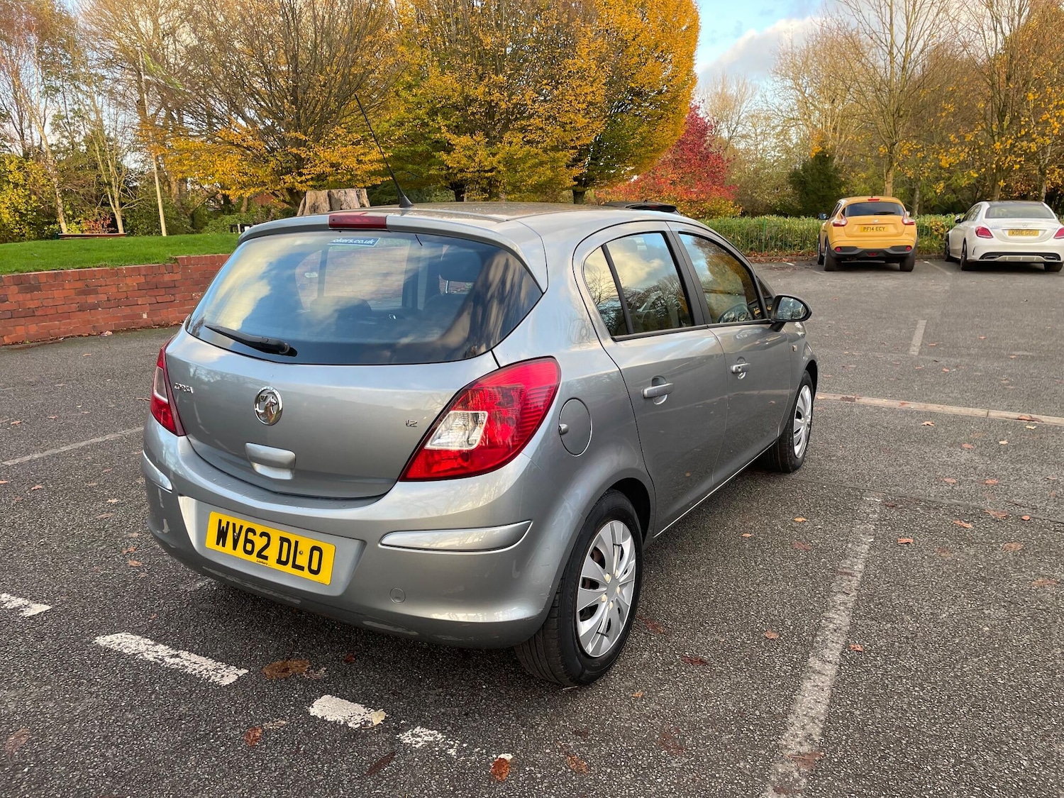 Used Vauxhall Corsa 2012 for sale - 76521845: Photo 4