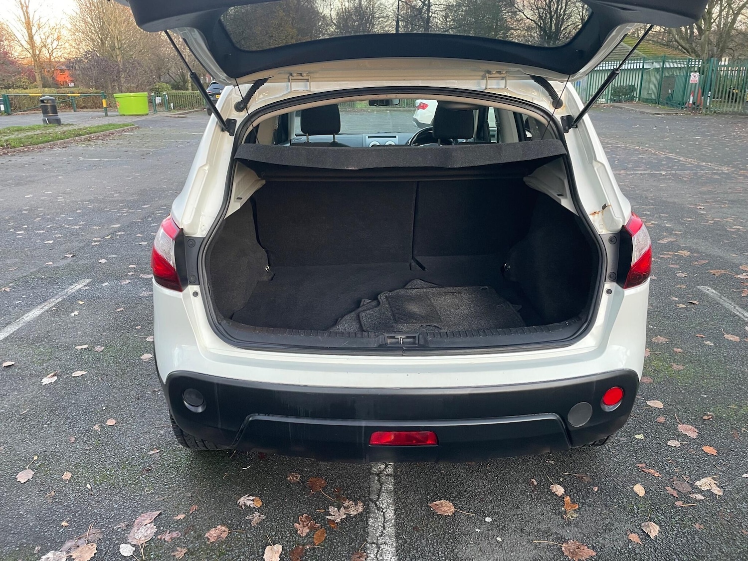 Used Nissan Qashqai 2012 for sale - 76644778: Photo 13