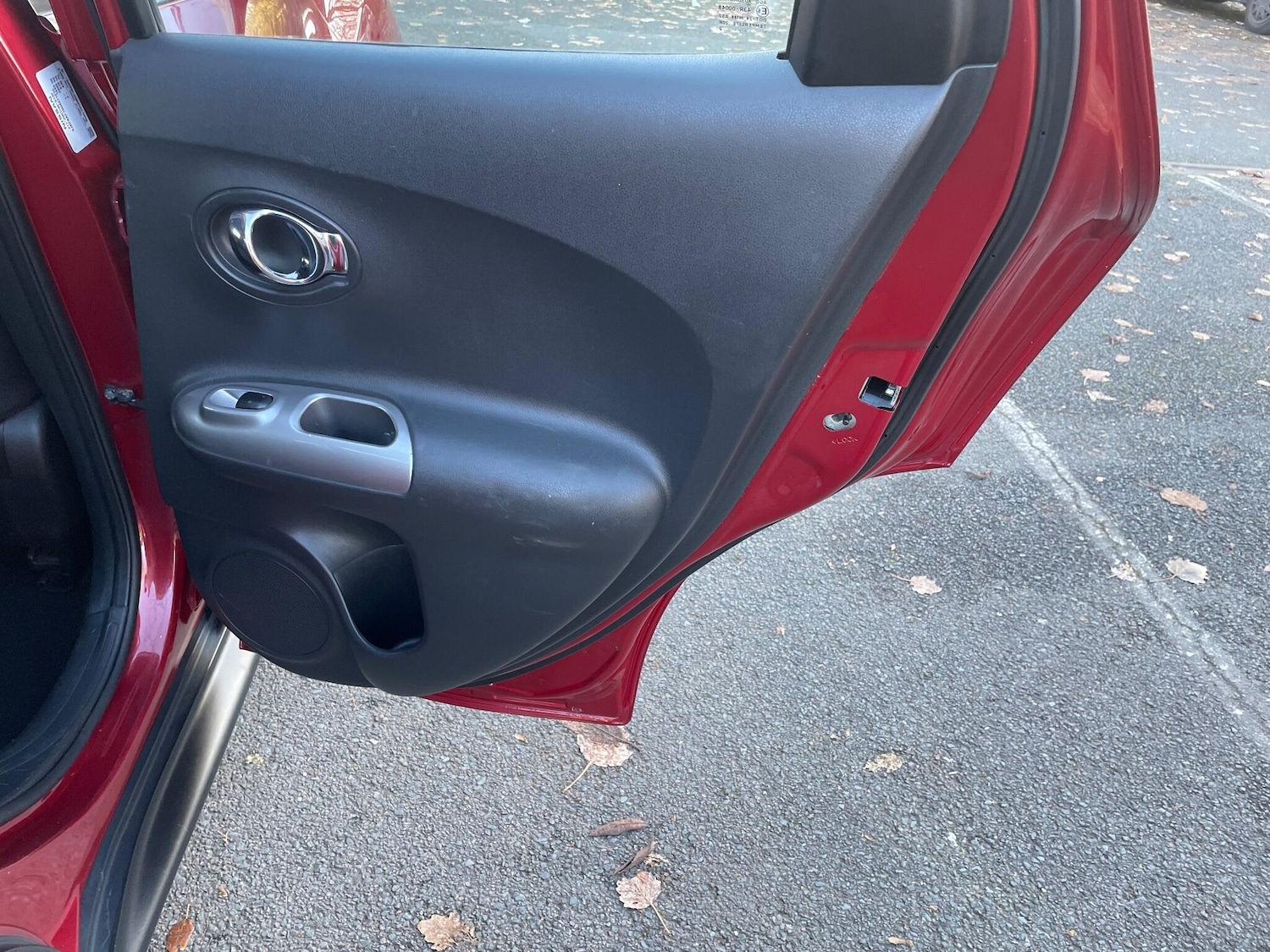 Used Nissan Juke 2012 for sale - 76633037: Photo 26