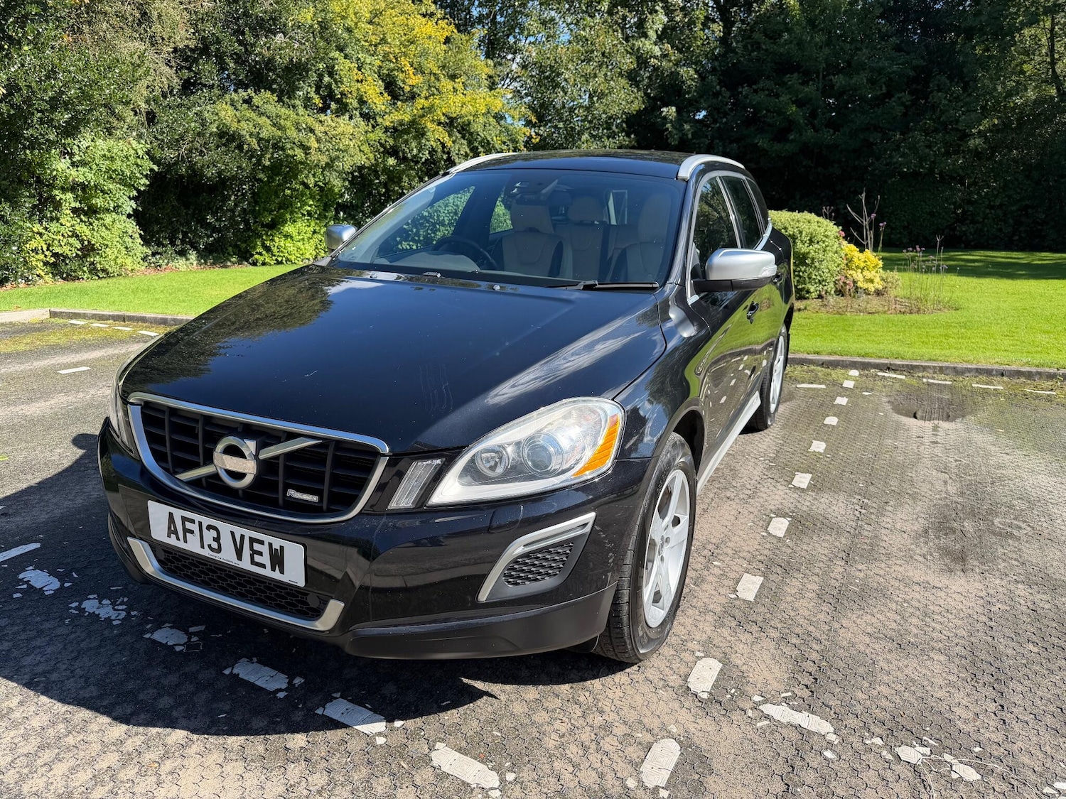 Used Volvo XC60 2013 for sale - 76644703: Photo 1