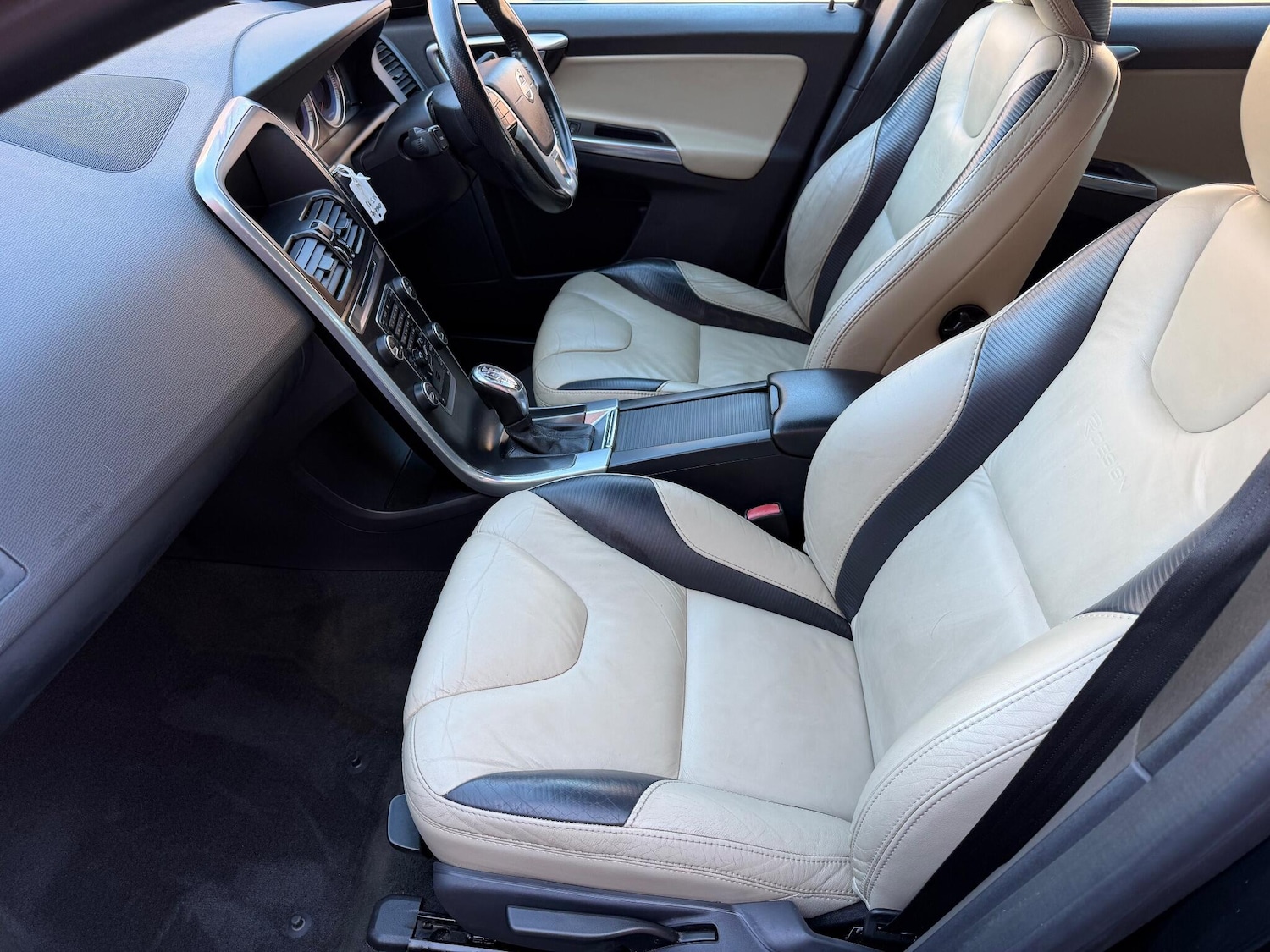 Used Volvo XC60 2013 for sale - 76644703: Photo 18