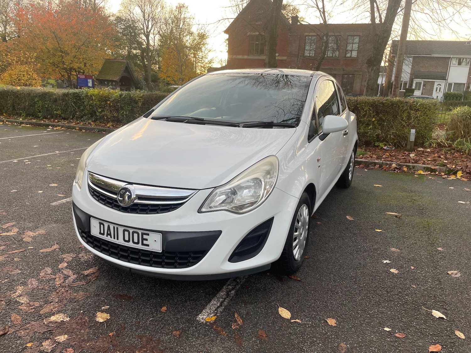 Used Vauxhall Corsa 2011 for sale - 76499127: Photo 1