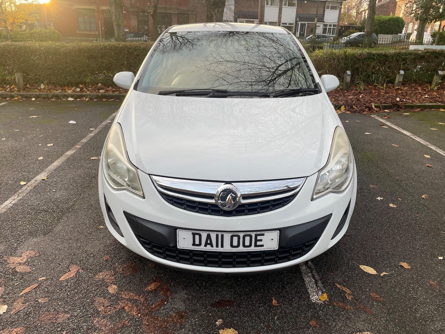 Used Vauxhall Corsa 2011 for sale - 76499127: Photo 2