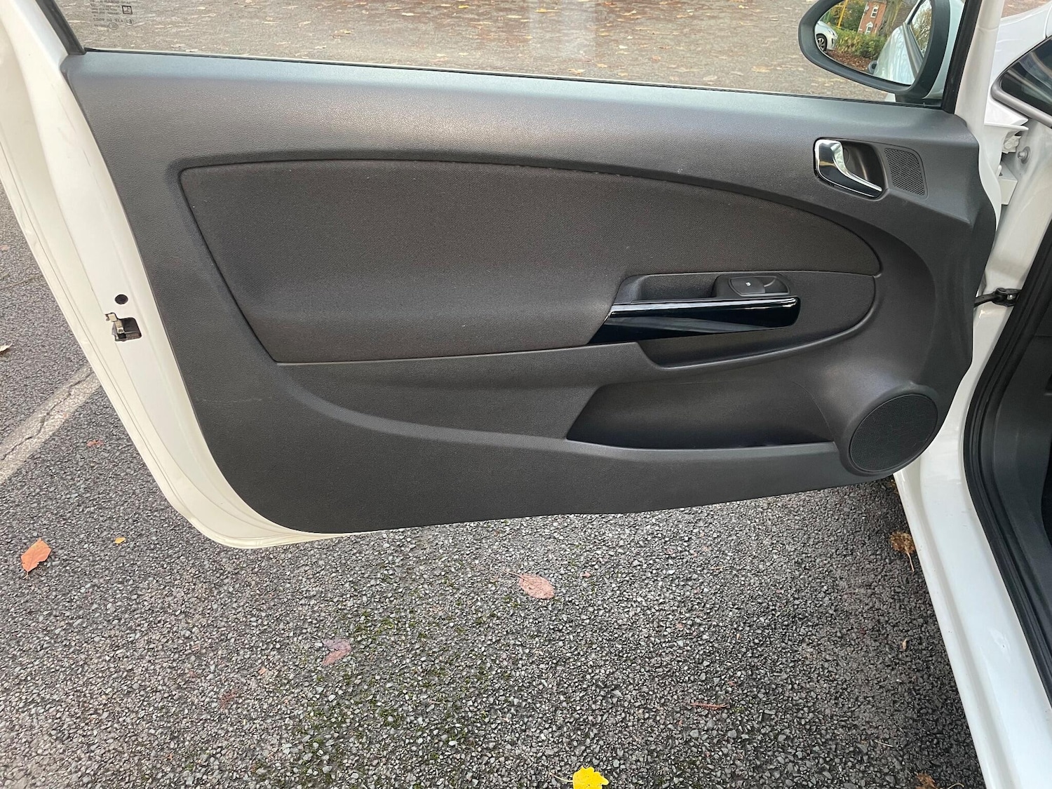 Used Vauxhall Corsa 2011 for sale - 76499127: Photo 22