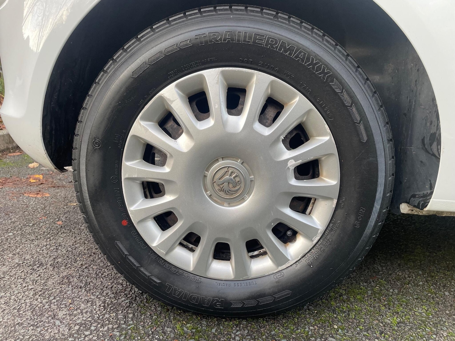 Used Vauxhall Corsa 2011 for sale - 76499127: Photo 24