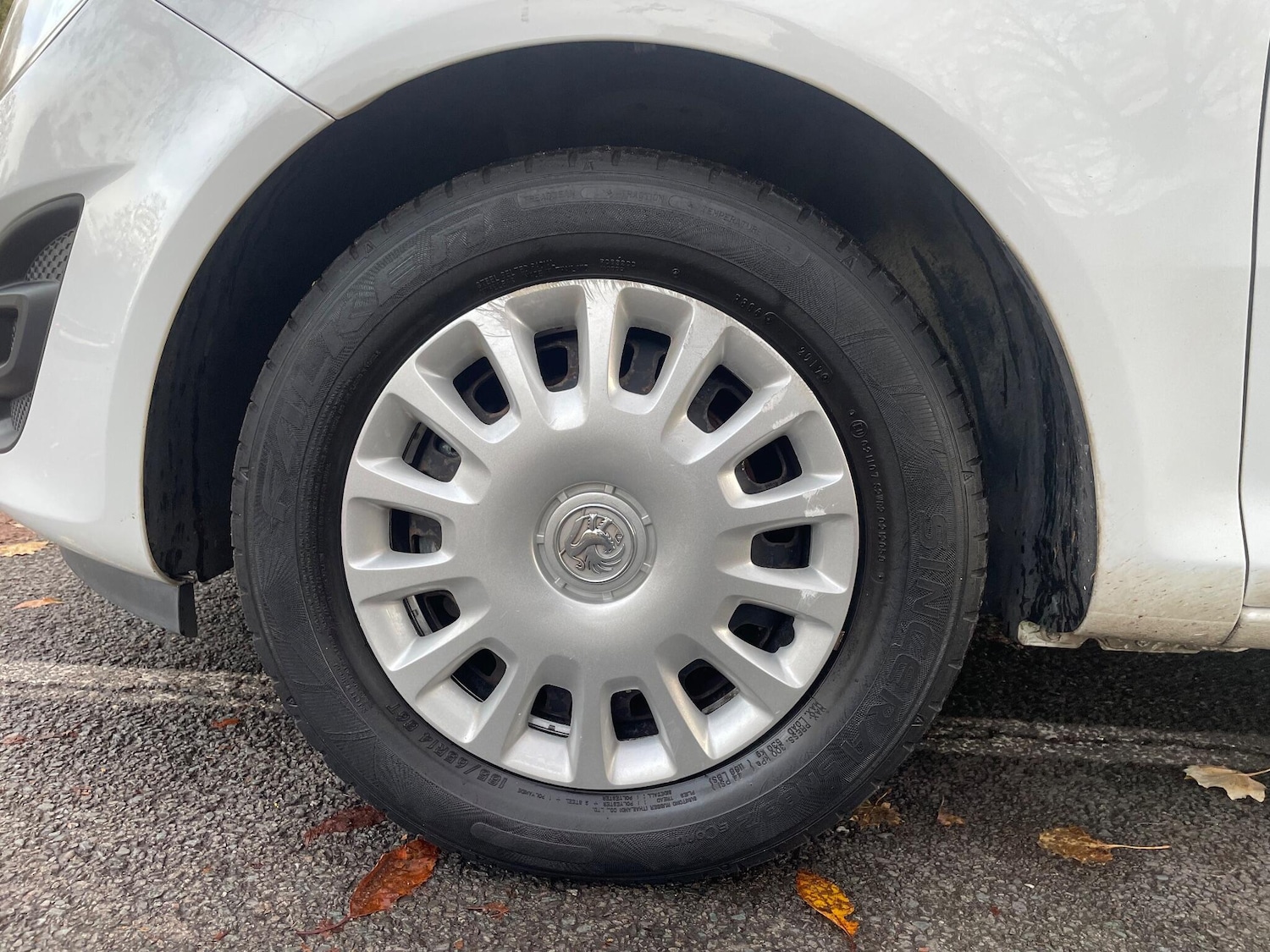 Used Vauxhall Corsa 2011 for sale - 76499127: Photo 26