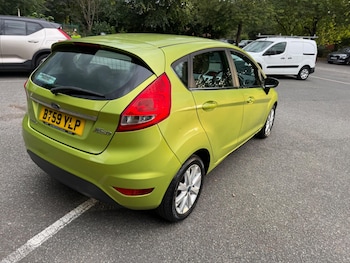 Used Ford Fiesta 2010 for sale - 76059917: Photo
