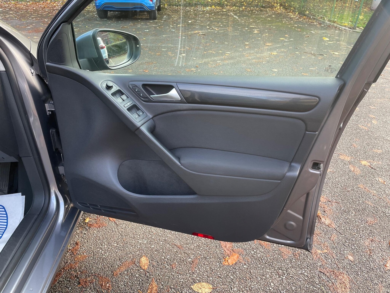 Used Volkswagen Golf 2011 for sale - 76399018: Photo 28