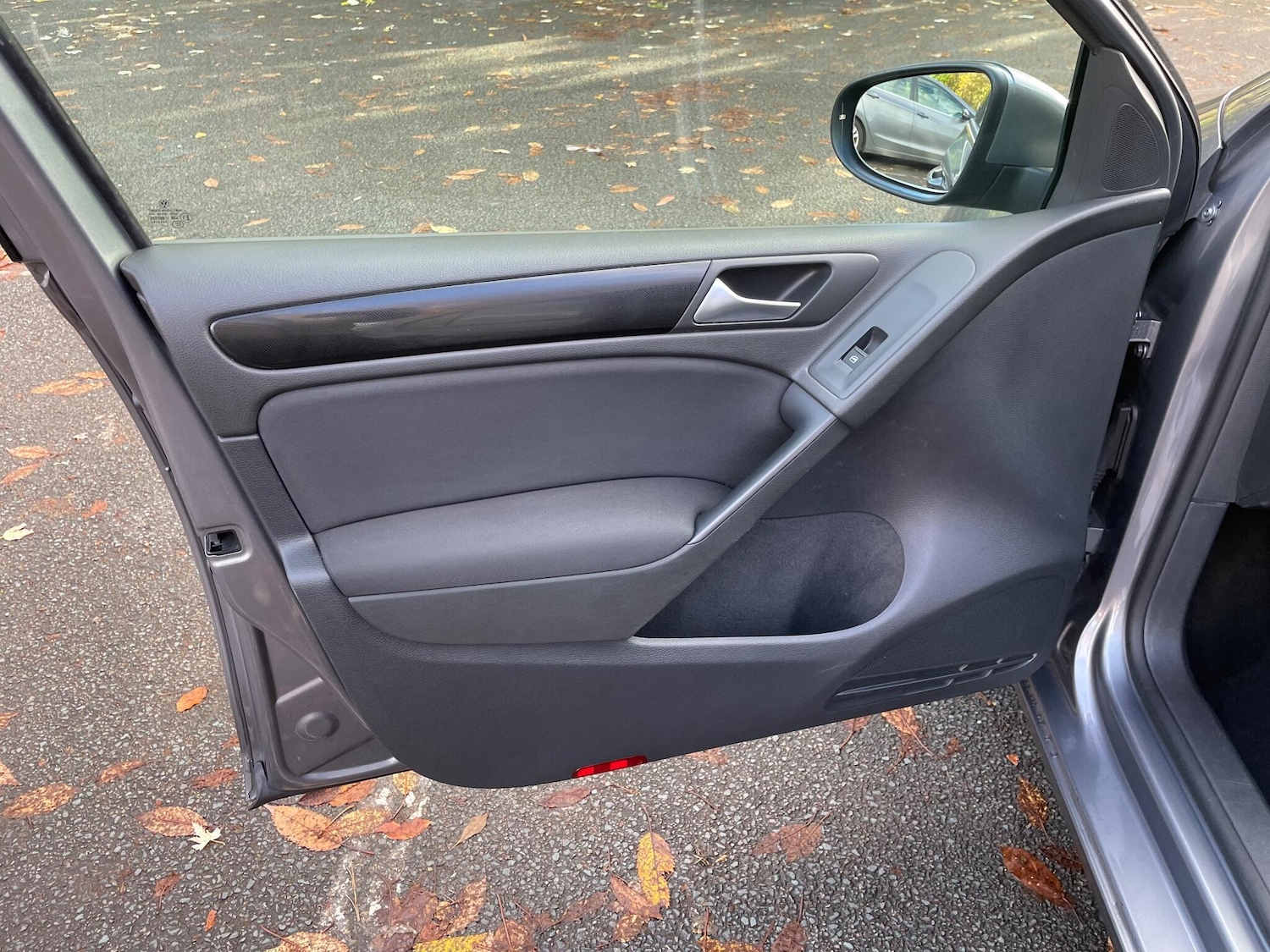 Used Volkswagen Golf 2011 for sale - 76399018: Photo 30