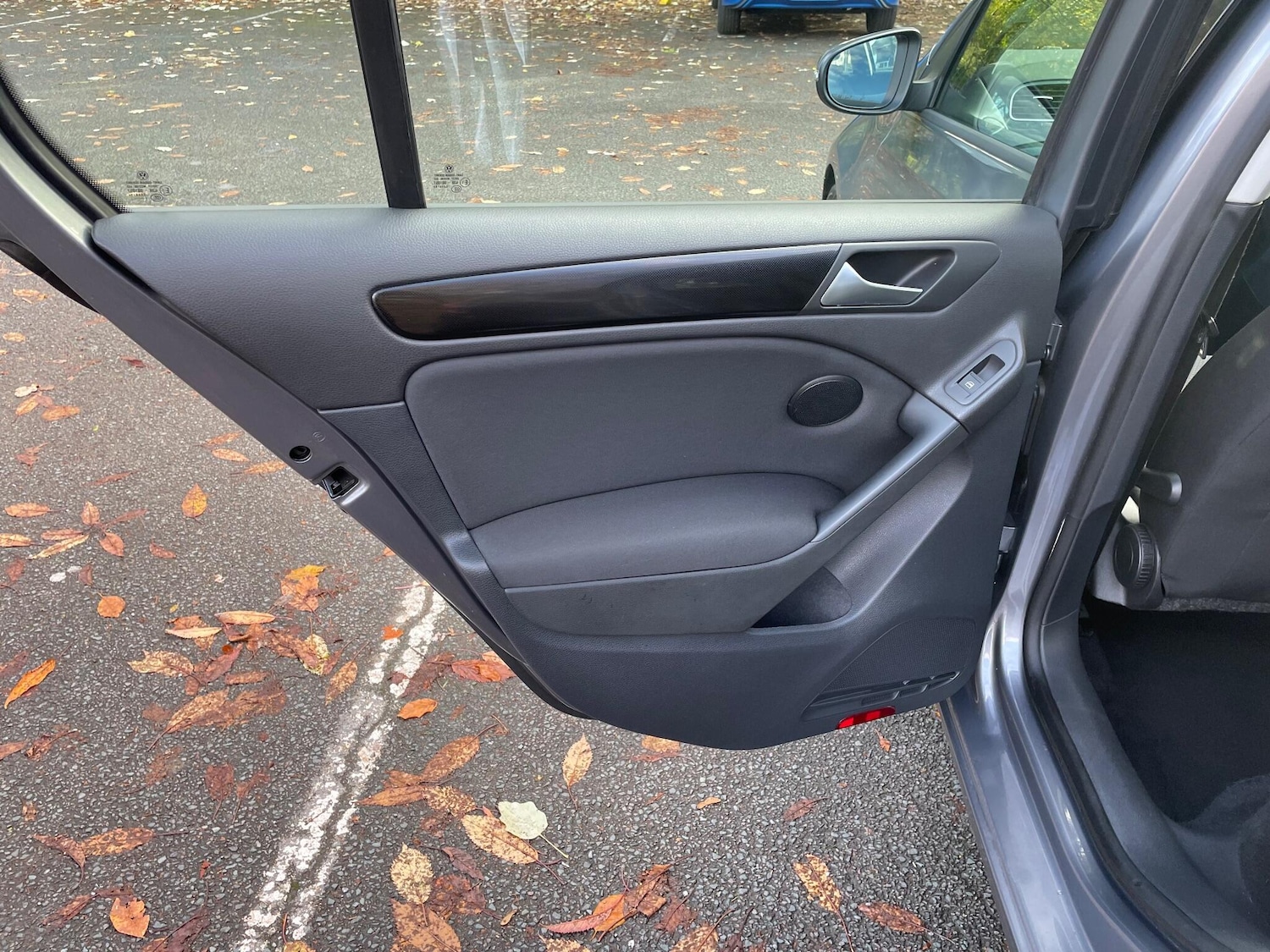 Used Volkswagen Golf 2011 for sale - 76399018: Photo 31