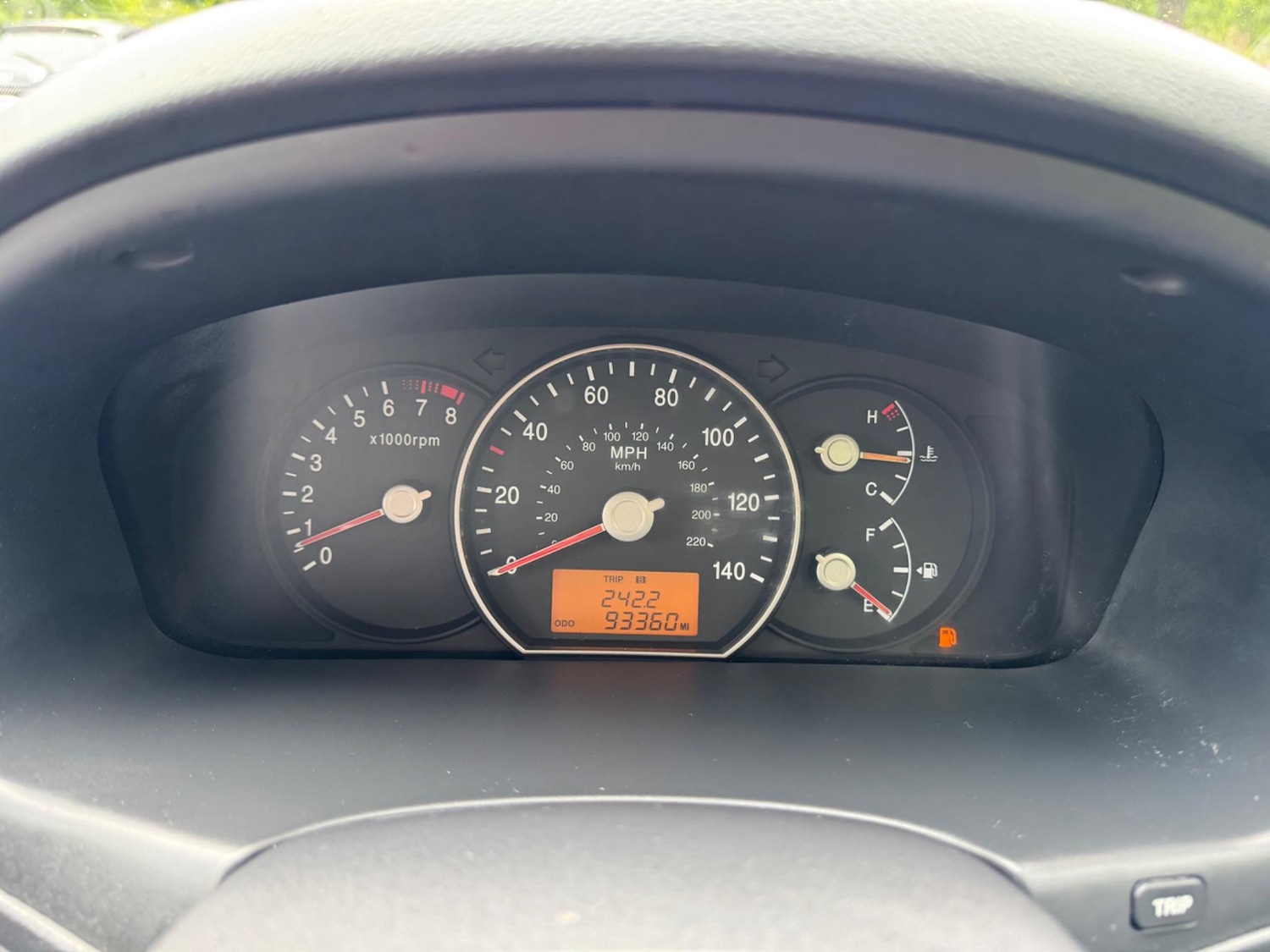 Used Kia Carens for sale - 76440300: Photo 17