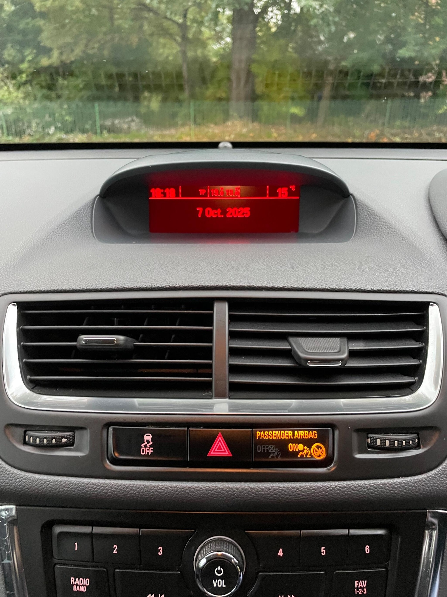 Used Vauxhall Mokka 2015 for sale - 76239207: Photo 23