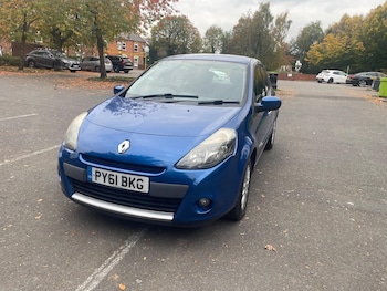 Used Renault Clio 2011 for sale - 76317852: Photo