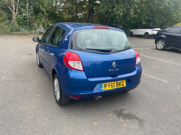 Used Renault Clio 2011 for sale - 76317852: Photo 8