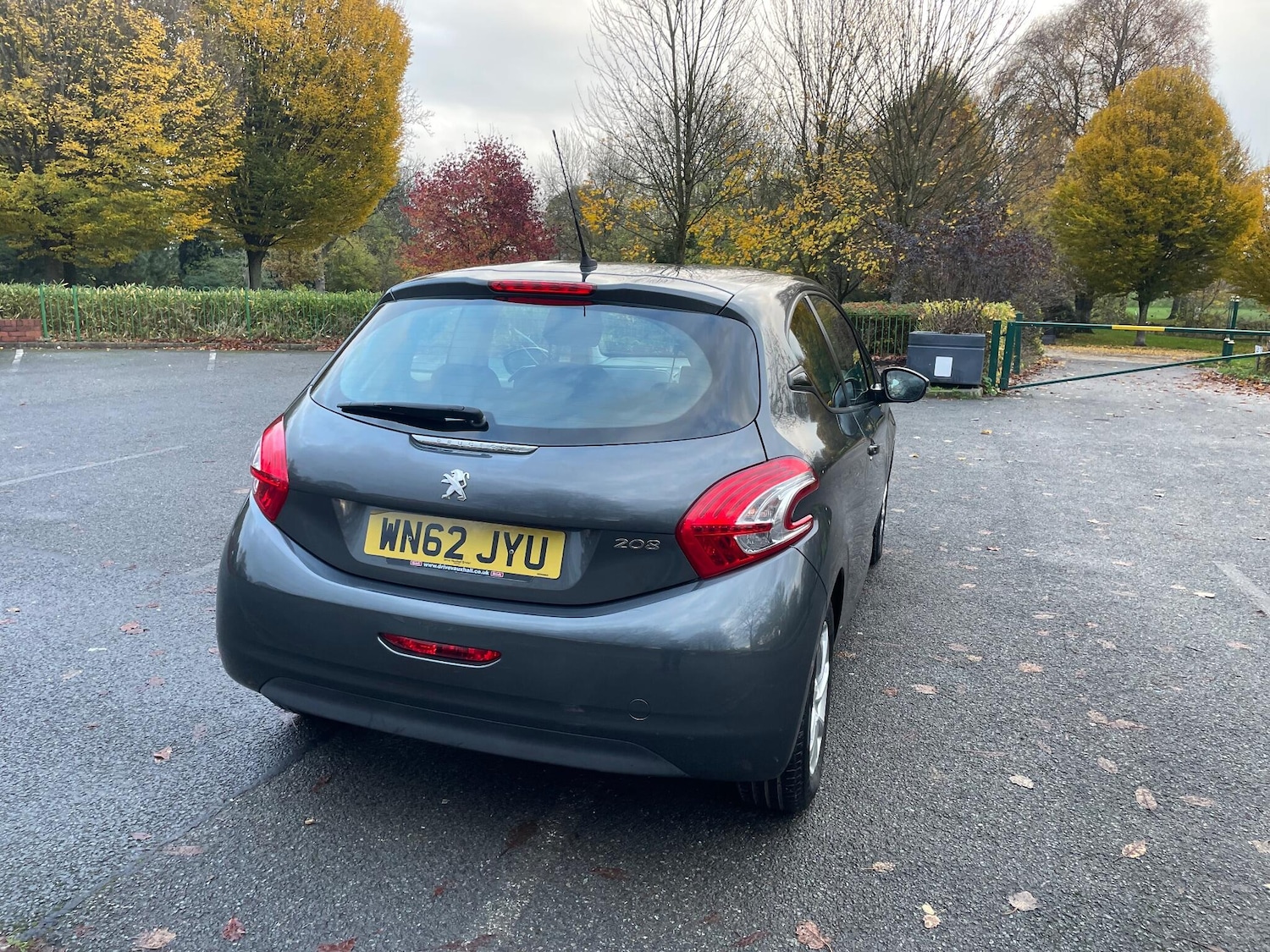 Used Peugeot 208 2012 for sale - 76522039: Photo 10