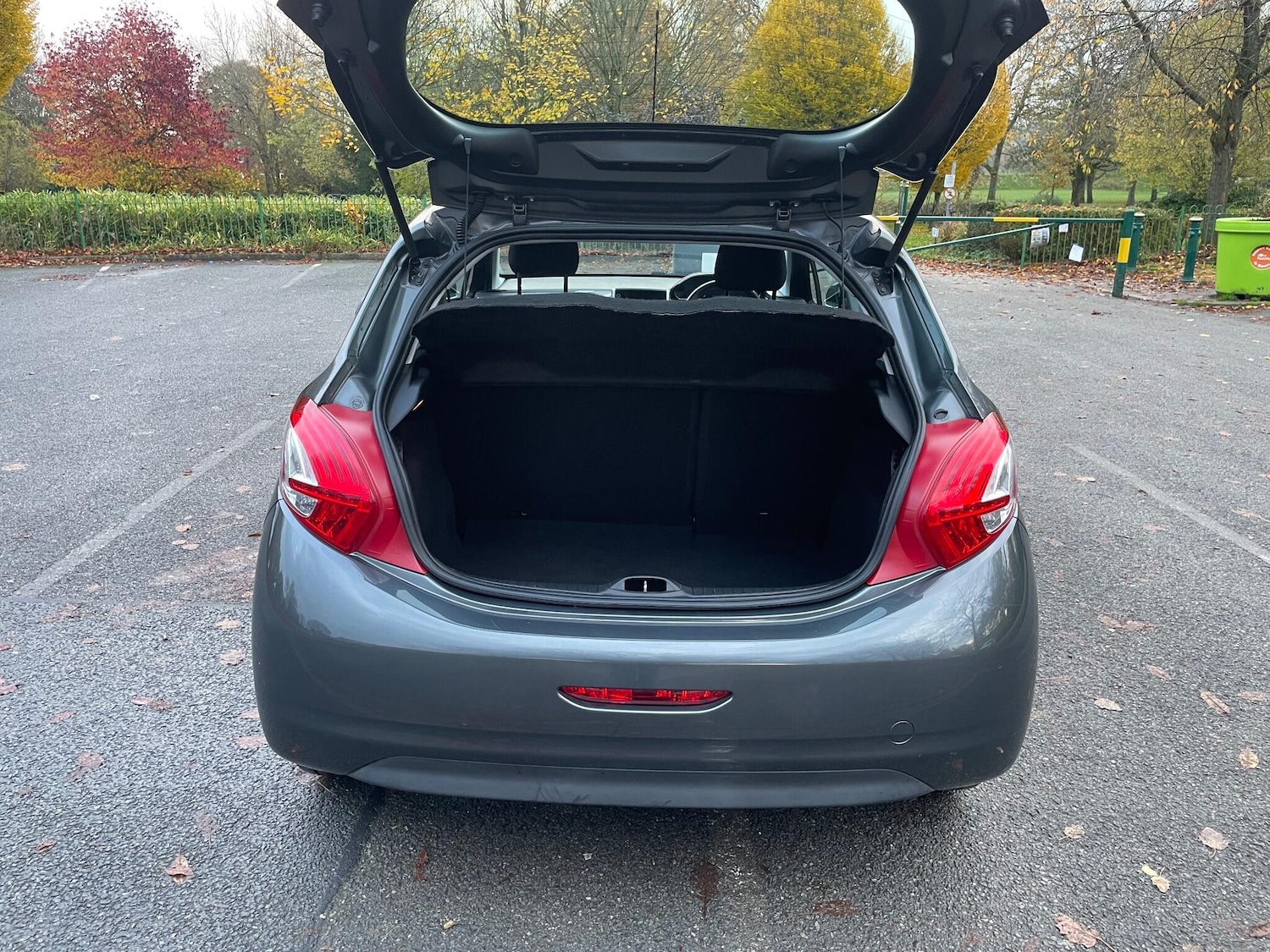 Used Peugeot 208 2012 for sale - 76522039: Photo 13