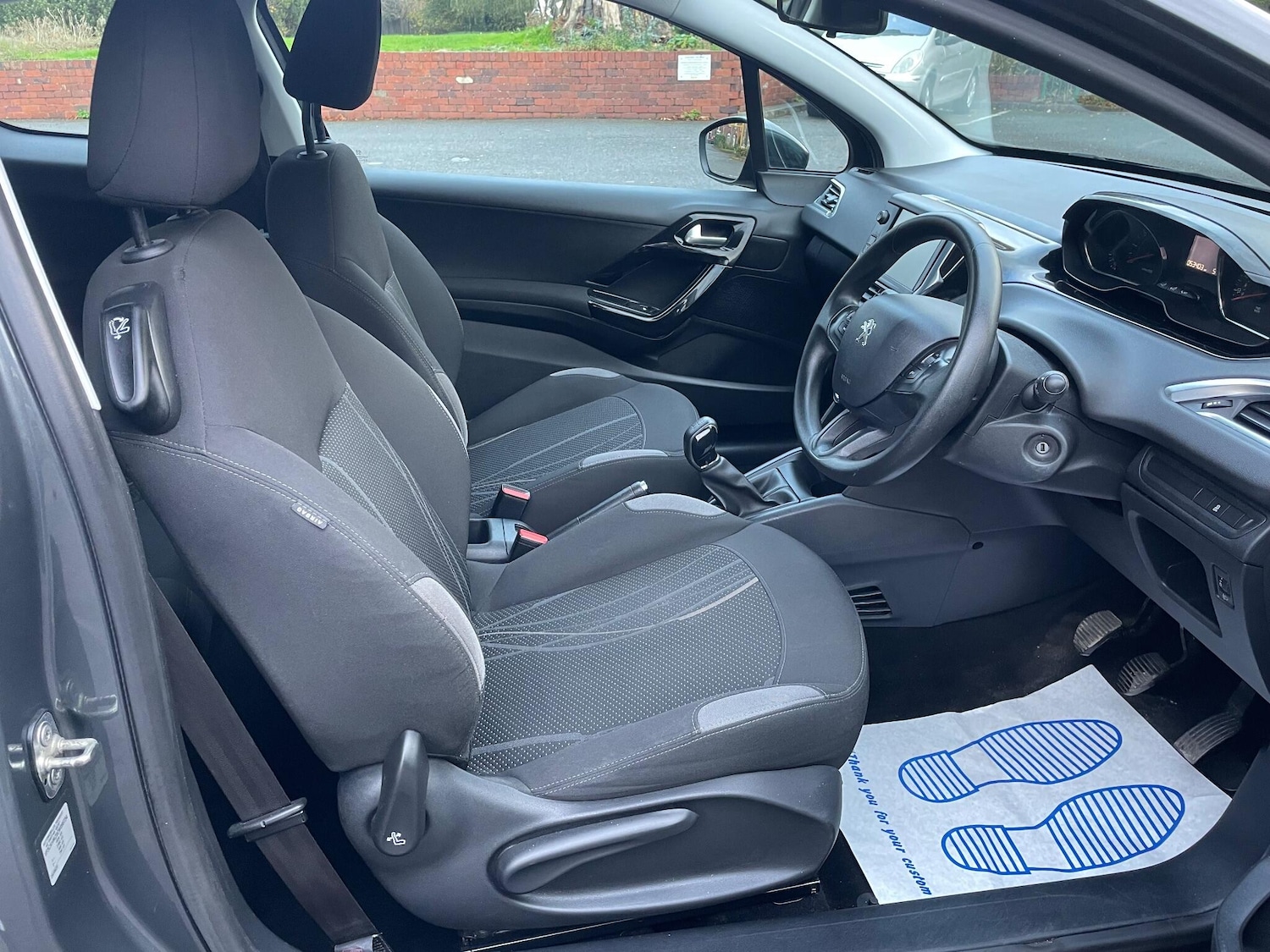 Used Peugeot 208 2012 for sale - 76522039: Photo 14