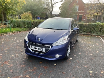 Used Peugeot 208 2014 for sale - 76512522: Photo
