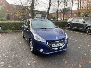 Used Peugeot 208 2014 for sale - 76512522: Photo