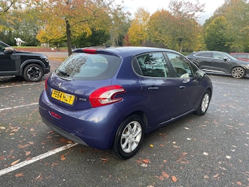 Used Peugeot 208 2014 for sale - 76512522: Photo