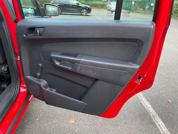 Used Vauxhall Zafira 2013 for sale - 76200966: Photo 23