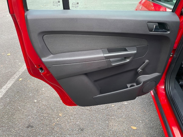 Used Vauxhall Zafira 2013 for sale - 76200966: Photo 25