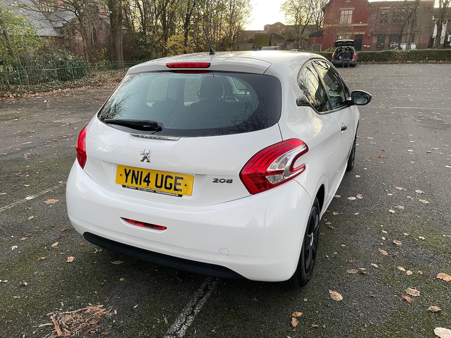 Used Peugeot 208 2014 for sale - 76597013: Photo 10