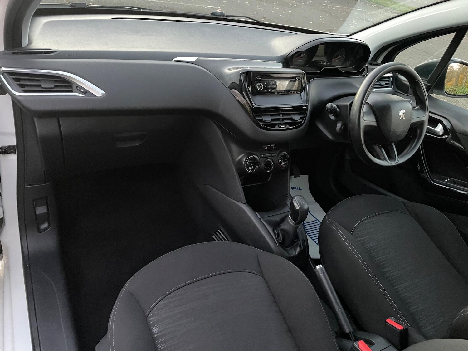 Used Peugeot 208 2014 for sale - 76597013: Photo 16