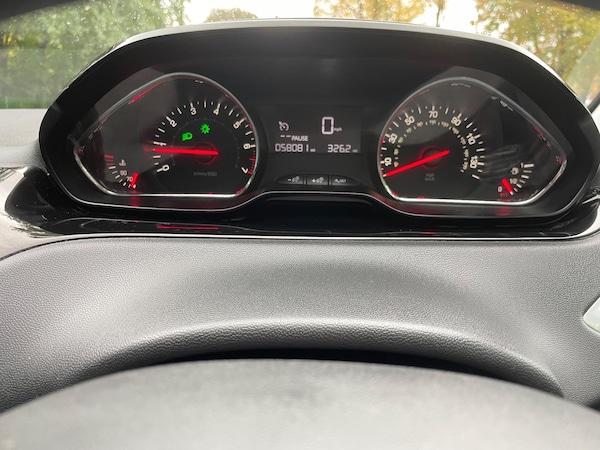 Used Peugeot 208 2013 for sale - 76239661: Photo 21