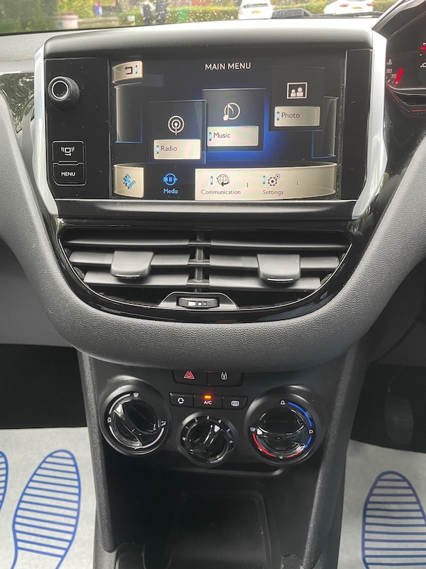 Used Peugeot 208 2013 for sale - 76239661: Photo 22