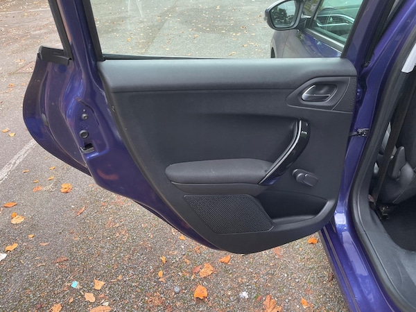 Used Peugeot 208 2013 for sale - 76239661: Photo 28