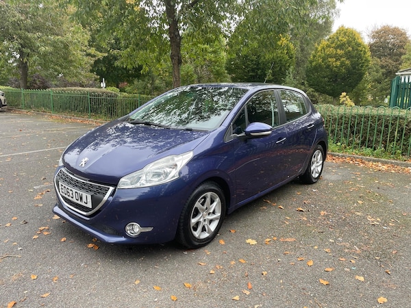 Used Peugeot 208 2013 for sale - 76239661: Photo 5