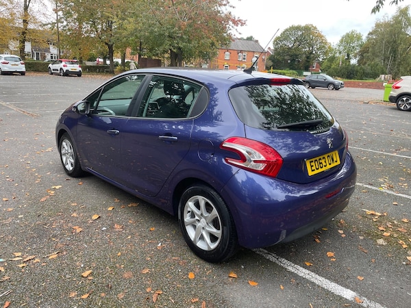 Used Peugeot 208 2013 for sale - 76239661: Photo 6