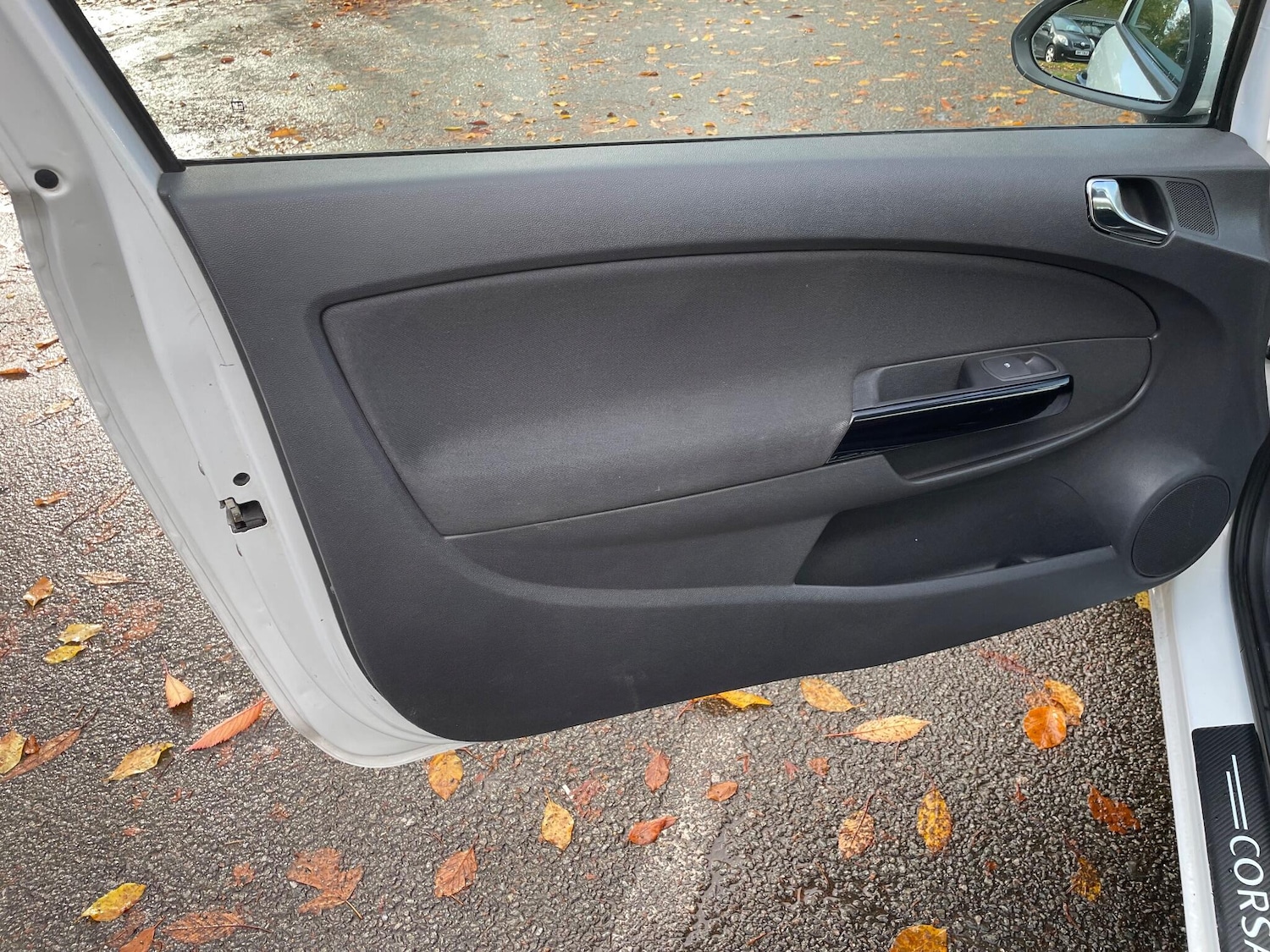 Used Vauxhall Corsa 2011 for sale - 76377386: Photo 20