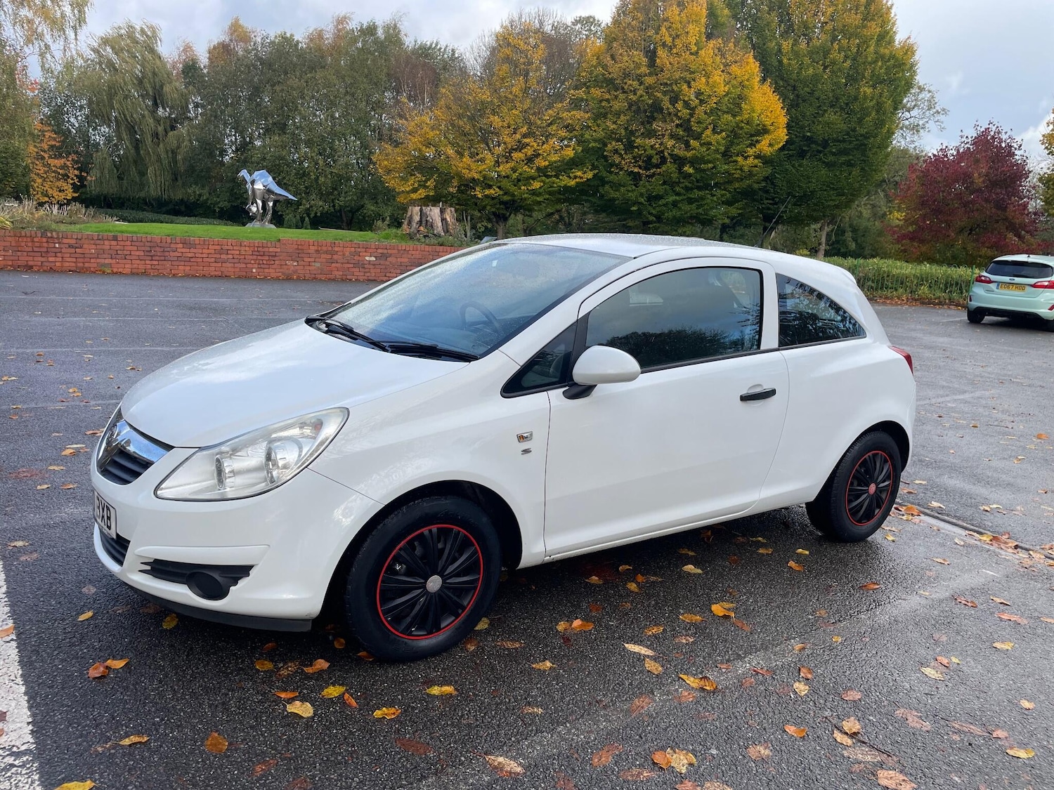 Used Vauxhall Corsa 2011 for sale - 76377386: Photo 5
