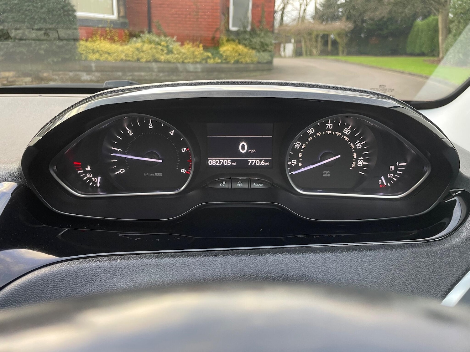 Used Peugeot 208 2012 for sale - 76926326: Photo 19