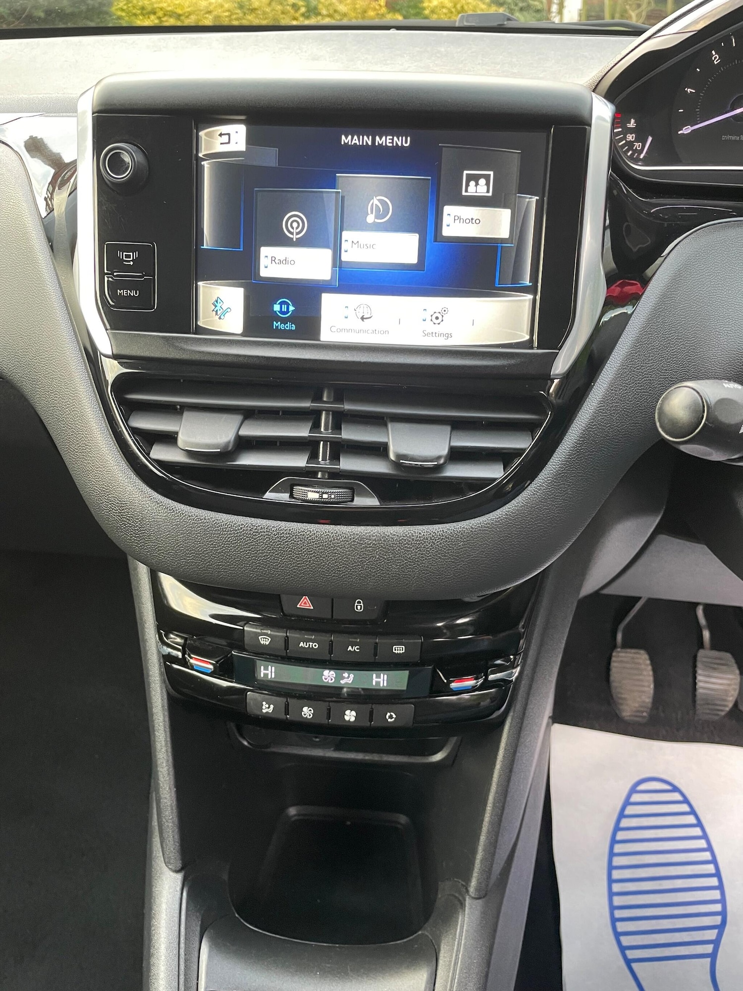 Used Peugeot 208 2012 for sale - 76926326: Photo 22