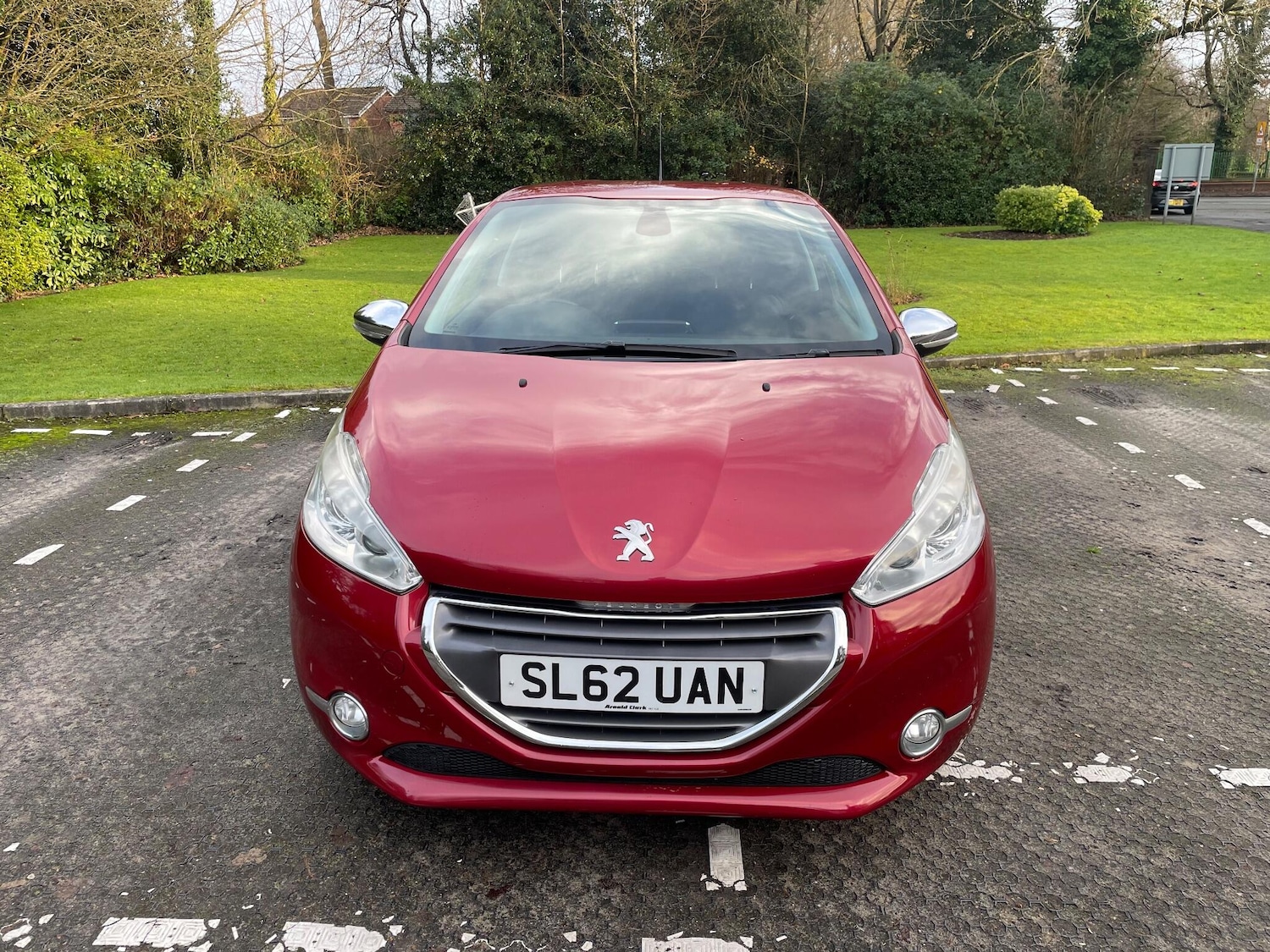 Used Peugeot 208 2012 for sale - 76926326: Photo 3