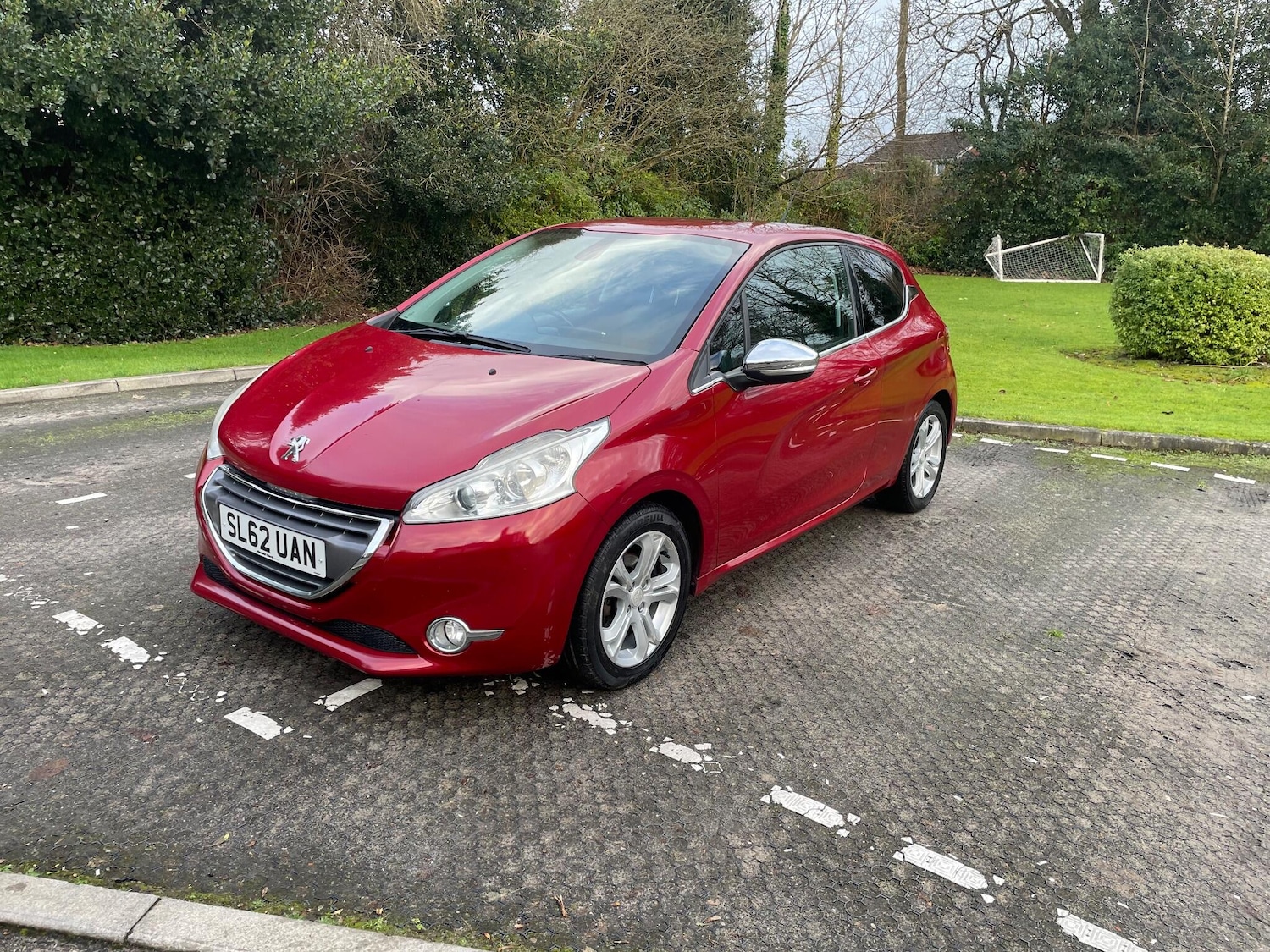 Used Peugeot 208 2012 for sale - 76926326: Photo 6
