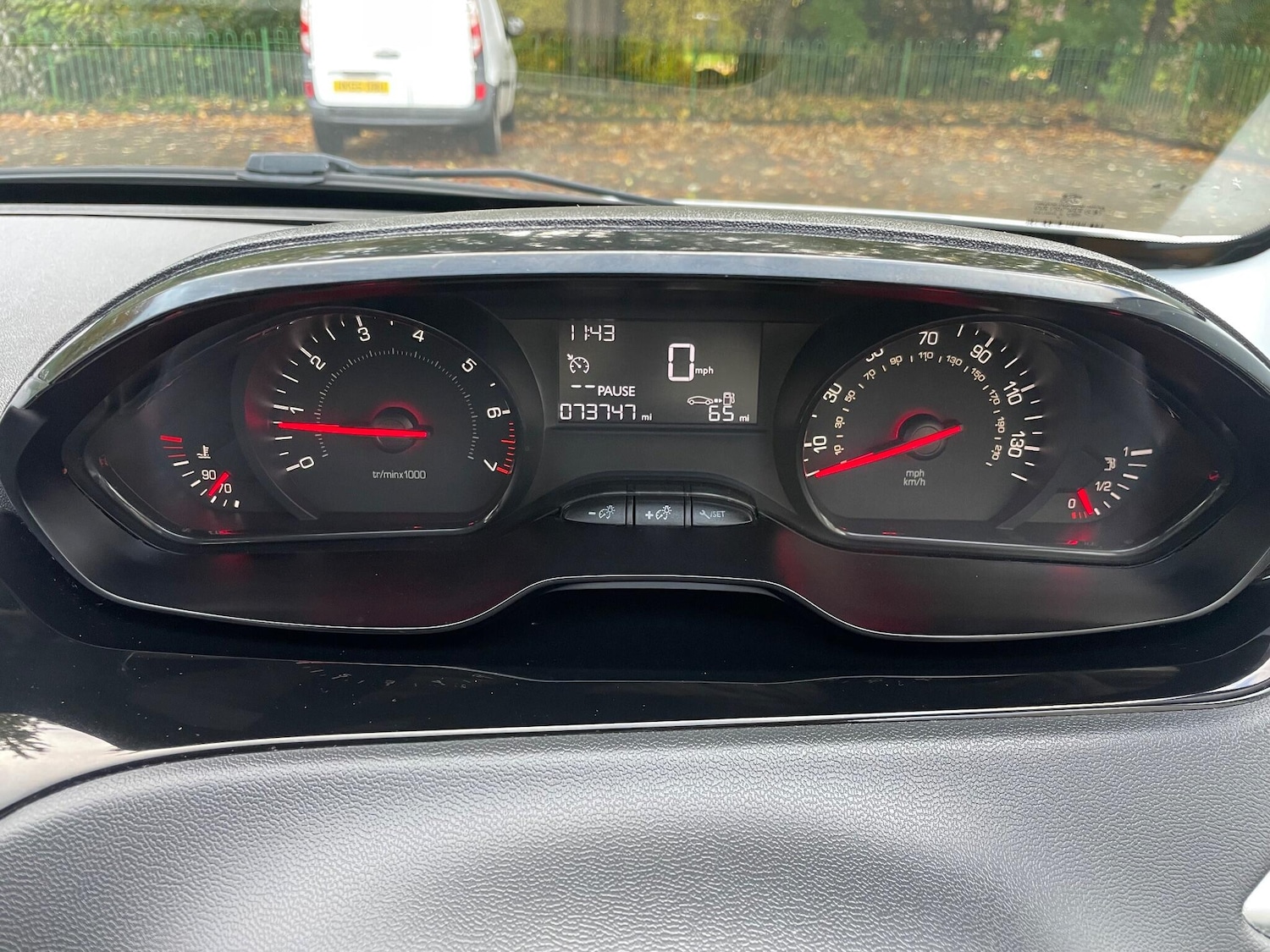 Used Peugeot 208 2012 for sale - 76370760: Photo 21