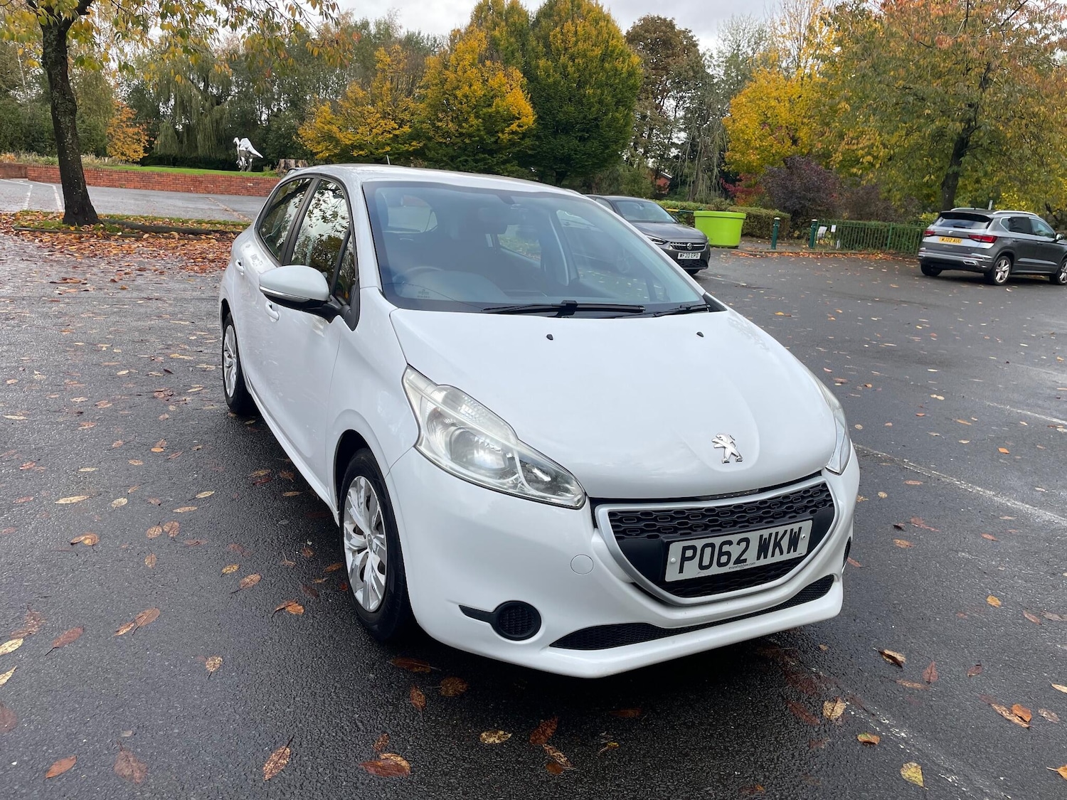 Used Peugeot 208 2012 for sale - 76370760: Photo 3