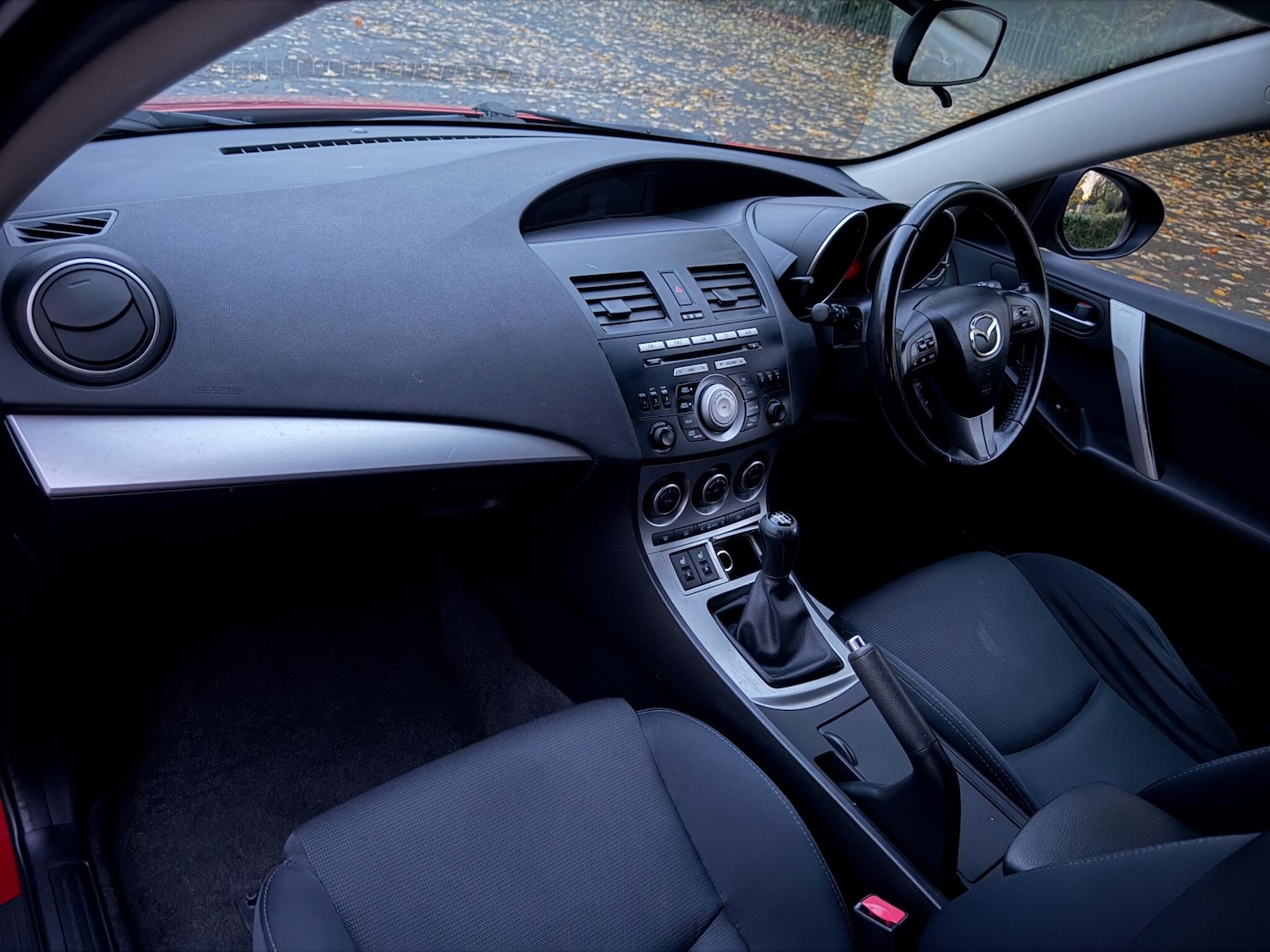 Used Mazda Mazda3 2011 for sale - 76440659: Photo 16