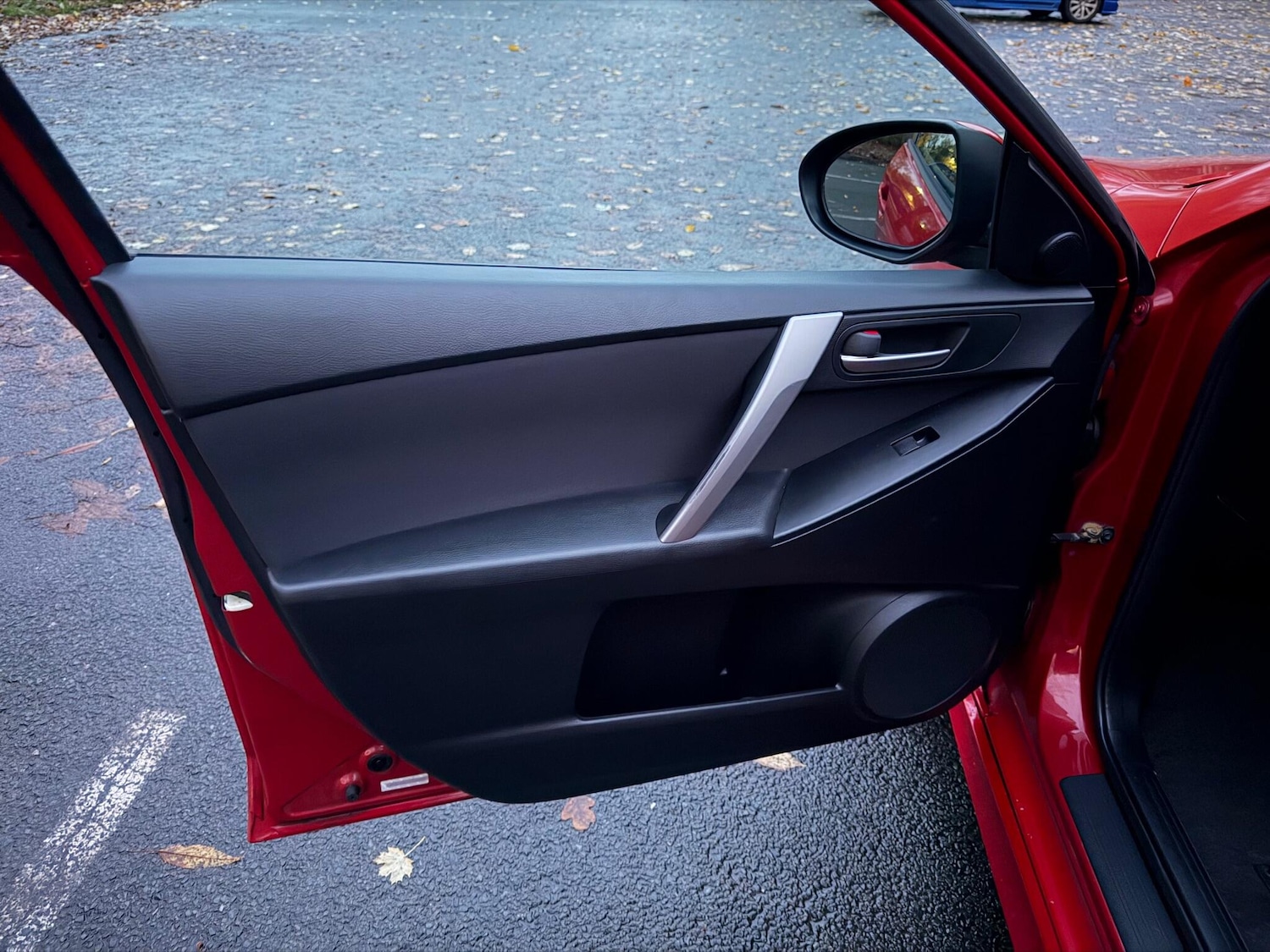 Used Mazda Mazda3 2011 for sale - 76440659: Photo 26