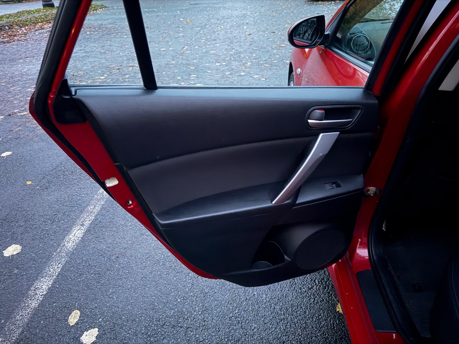 Used Mazda Mazda3 2011 for sale - 76440659: Photo 27