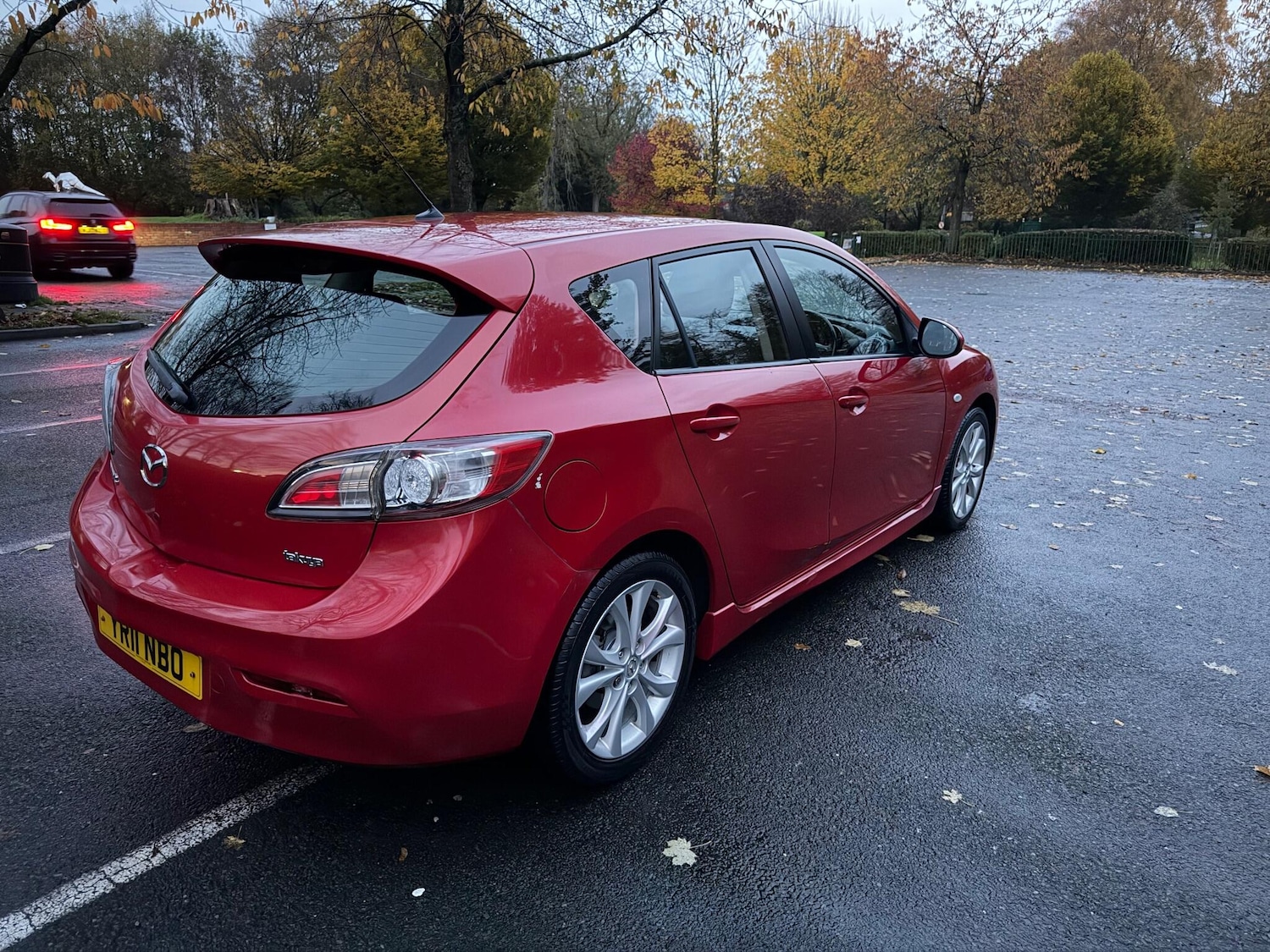 Used Mazda Mazda3 2011 for sale - 76440659: Photo 4