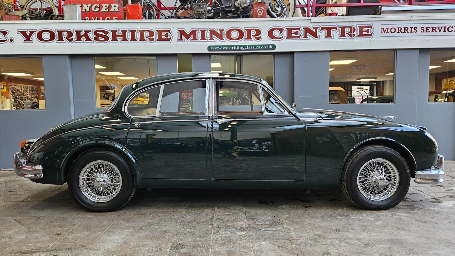 Used Jaguar Mark II 1960 for sale - 77947140: Photo 2