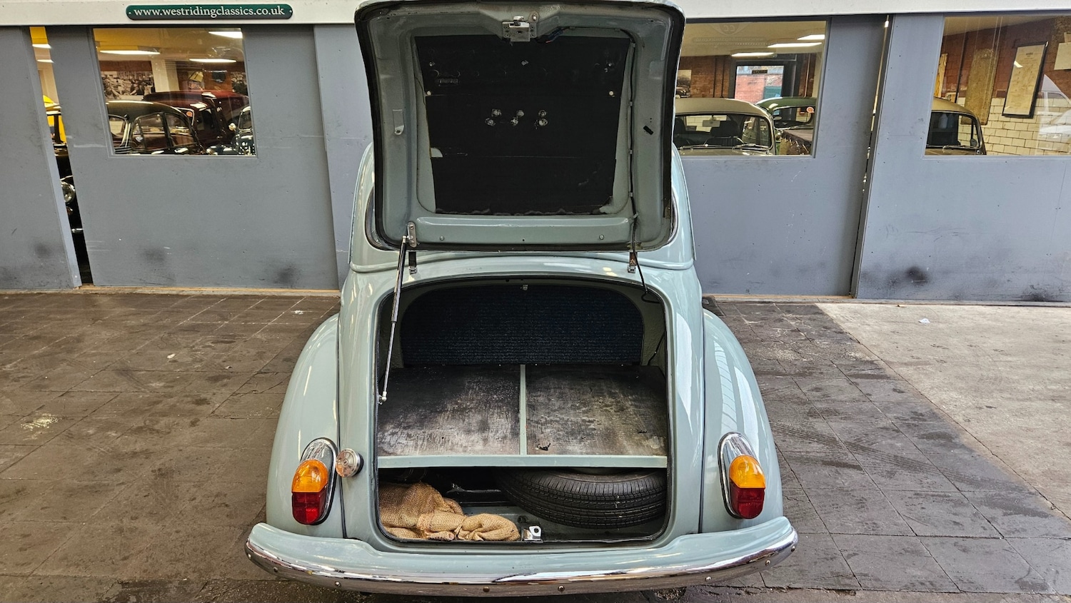 Used Morris Minor 1961 for sale - 76506088: Photo 10