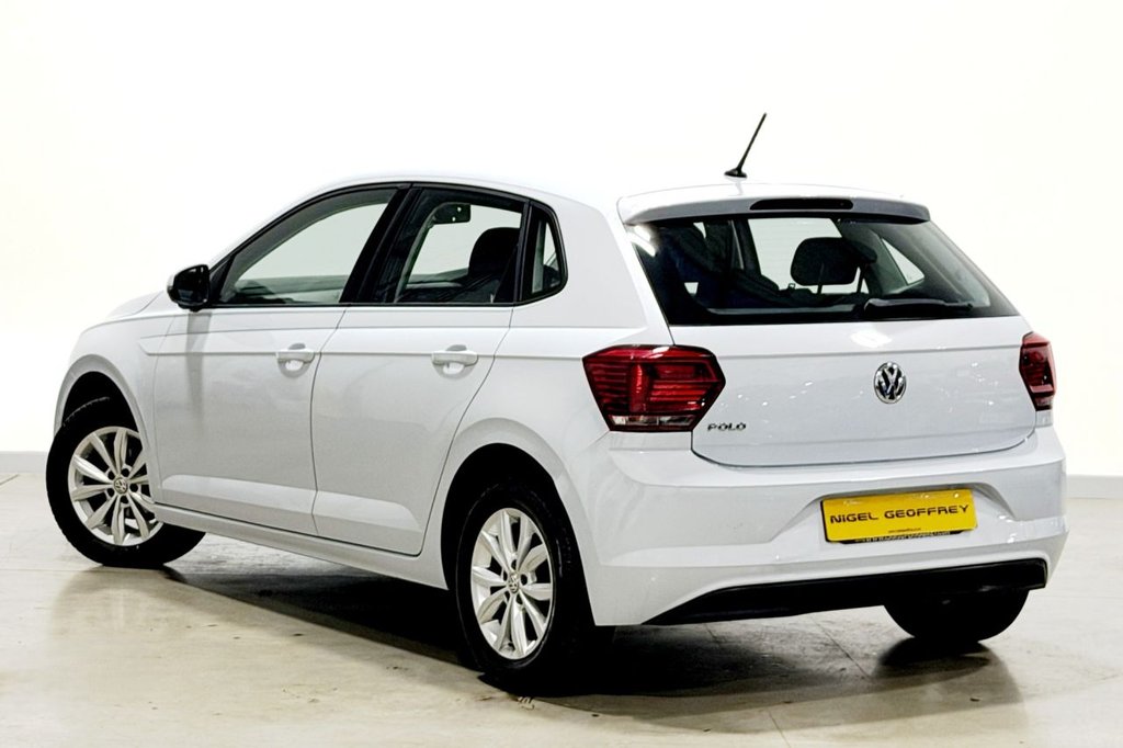 Used Volkswagen Polo 2018 for sale - 76784138: Photo 2